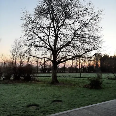 Les Embreoles Bed & Breakfast Clitourps