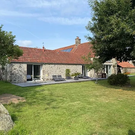 Les Embreoles Bed & Breakfast 3*